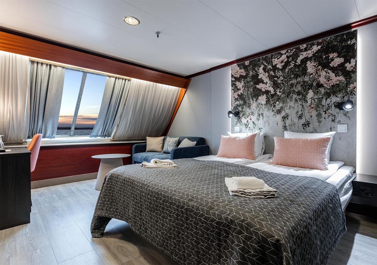 Hotel Viking Line Ferry Gabriella - 2-Night Cruise Stockholm-Helsinki-Stockholm Pokoj fotografie
