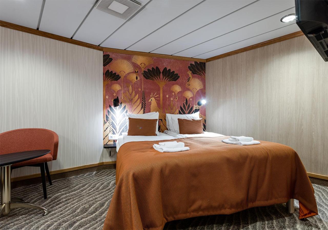 Hotel Viking Line Ferry Gabriella - 2-Night Cruise Stockholm-Helsinki-Stockholm Pokoj fotografie